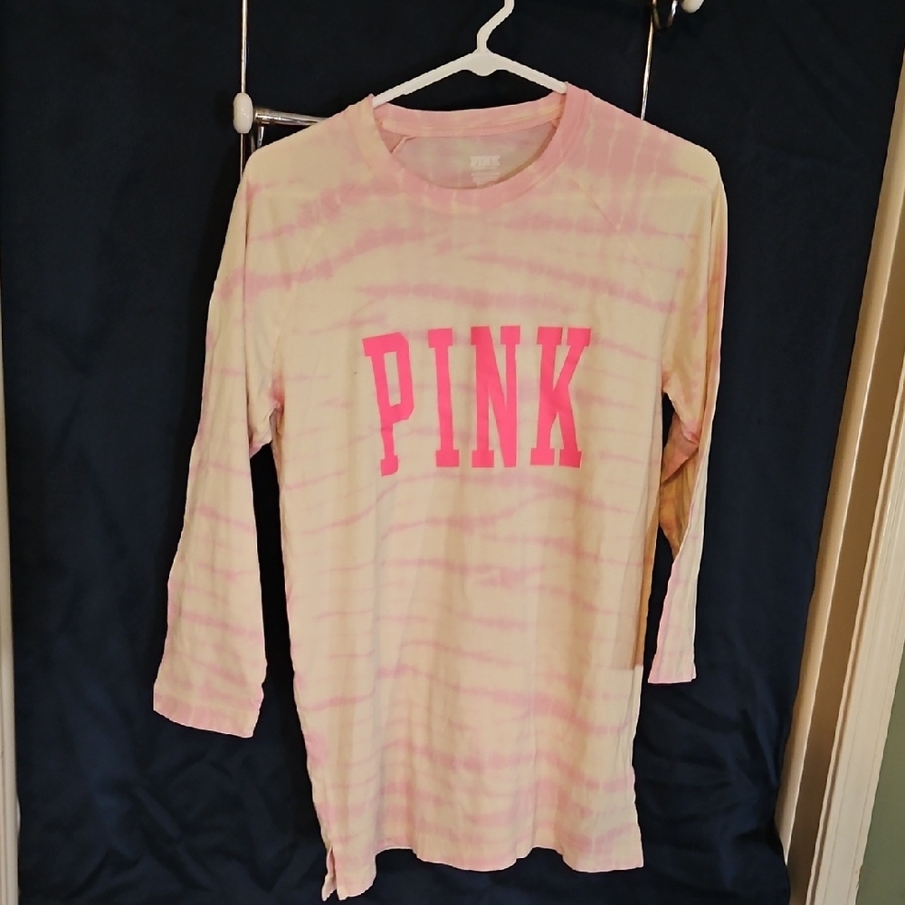 PINK Victoria's Secret Light Pink Tie-Dye 3/4 Sleeve Shirt